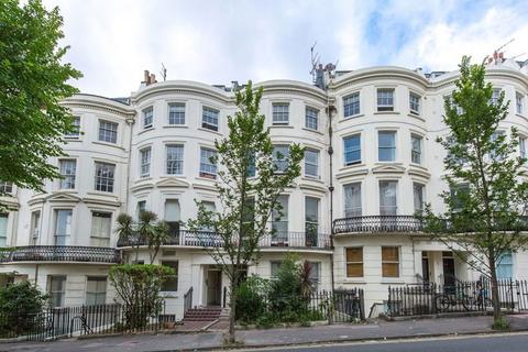 1 bedroom flat to rent, Montpelier Road, Brighton, BN1 3BB.