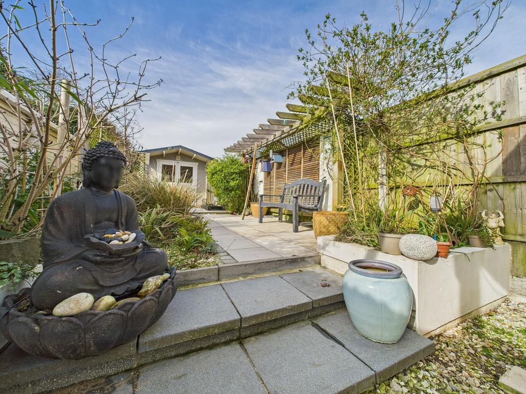 Rear Courtyard Garden