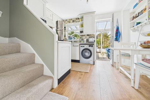 28 Okehampton Crescent, Nottingham, NG3 5SE