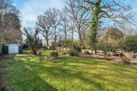 4 bedroom detached house for sale, Harriotts Lane, Ashtead KT21