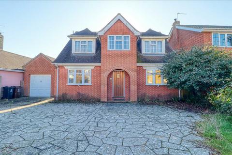 3 bedroom detached house for sale, Frinton on Sea CO13