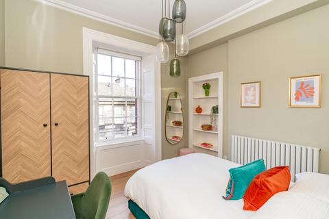 1f2, 17 Cheyne Street, Edinburgh, EH4 1JA