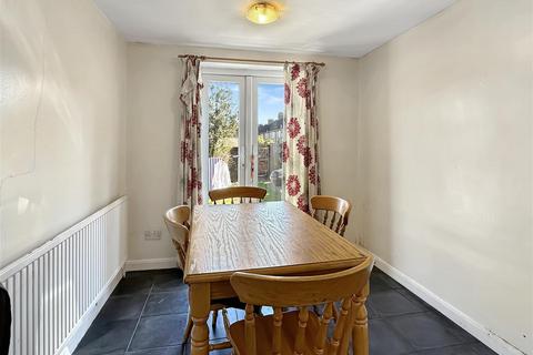 3 bedroom terraced house for sale, Coleridge Road, Cambridge CB1