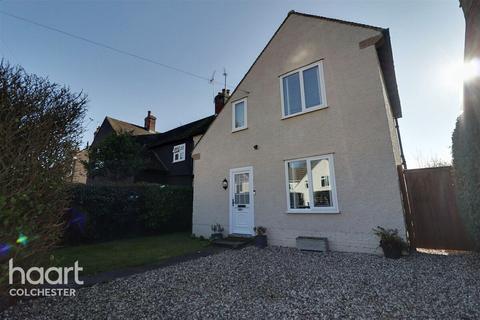 3 bedroom semi-detached house to rent, Defoe Crescent, COLCHESTER