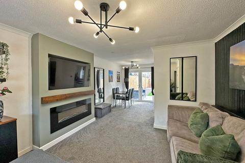 58 Forge Valley Way, Wombourne, Wolverhampton, WV5 8JR