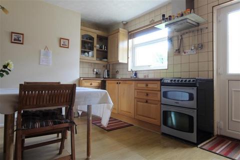 3 bedroom terraced house to rent, Highfield Road, Pudsey, LS28 7JW