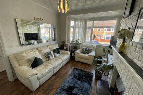 3 bedroom semi-detached house for sale, Middlesex Road, Leicester