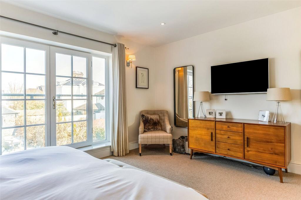 Principal Bedroom