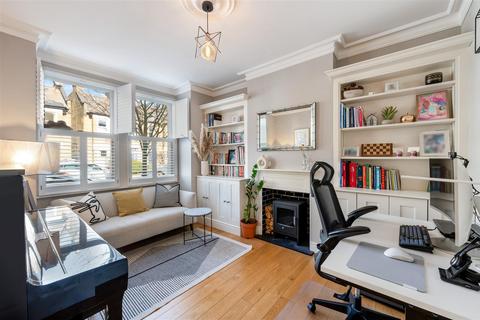 3 bedroom end of terrace house for sale, Clarence Road, London SW19