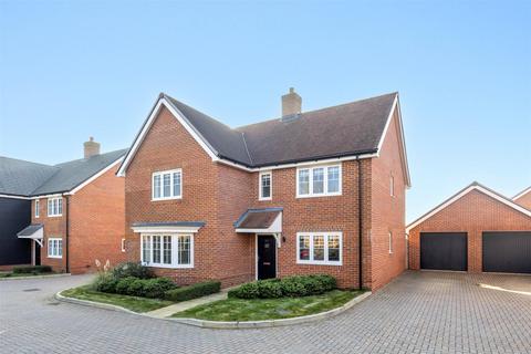 5 bedroom detached house for sale, Geranium Drive, Worthing