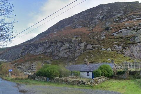 House for sale, Nantlle