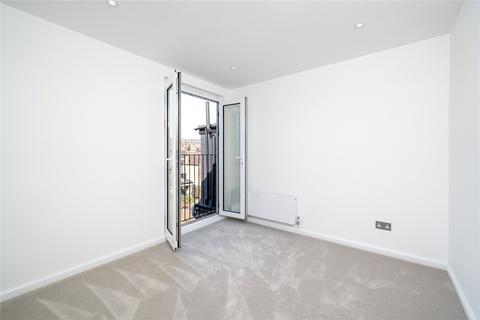 3 Kingsley Road, London, SW19 8HF
