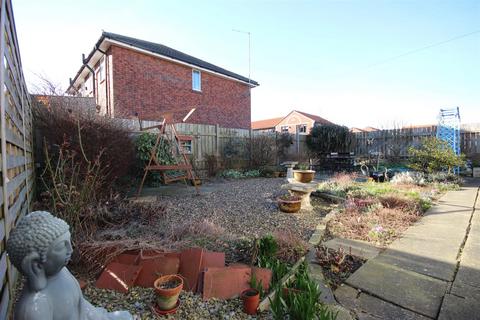 57 Esplanade, Hornsea, HU18 1NQ