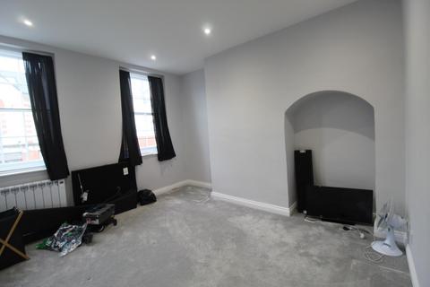 2 bedroom flat to rent, Whitehorse Street, Baldock, Hertfordshire, SG7 6QF