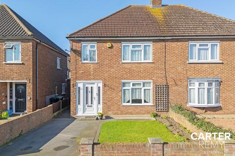 3 bedroom semi-detached house for sale, Elmway, Grays, RM16