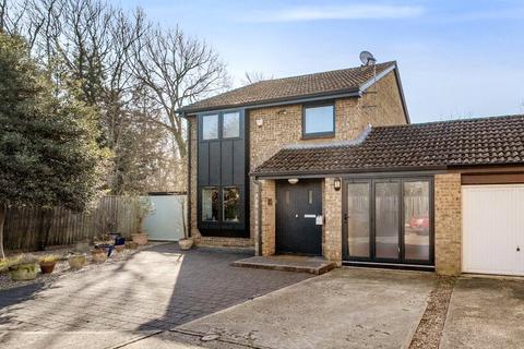 4 bedroom detached house for sale, Meadow Way, Yarnton, Oxfordshire