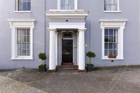 1 bedroom flat for sale, Bridge Road, Worthing