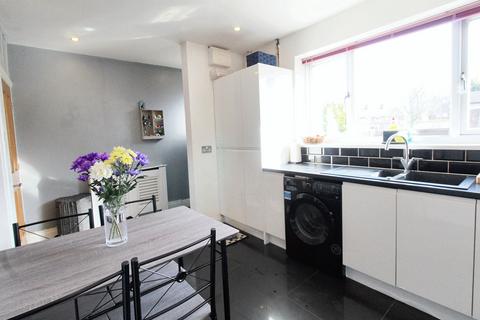 2 bedroom terraced house for sale, Green Lane, Sealand, CH5