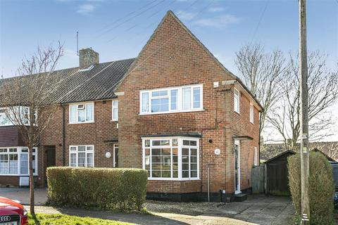 3 bedroom semi-detached house for sale, Newfields, Welwyn Garden City