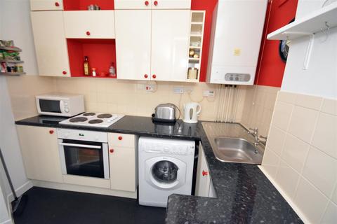 1 bedroom apartment to rent, Claude Road, Roath, Cardiff