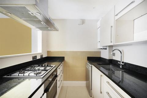 2 bedroom flat to rent, Sunlight Square, London