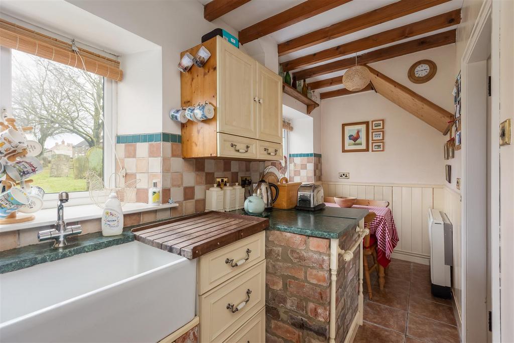 Bell Cottage Kitchen-3.jpg