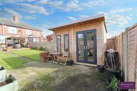 137 Barnsley Road, Darfield, Barnsley, S73 9PE