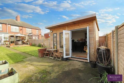 137 Barnsley Road, Darfield, Barnsley, S73 9PE