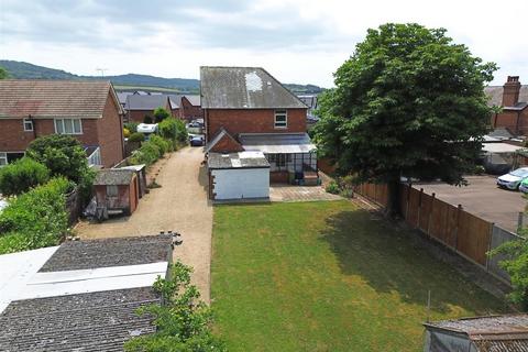 undefined, Hucclecote Road, Brockworth