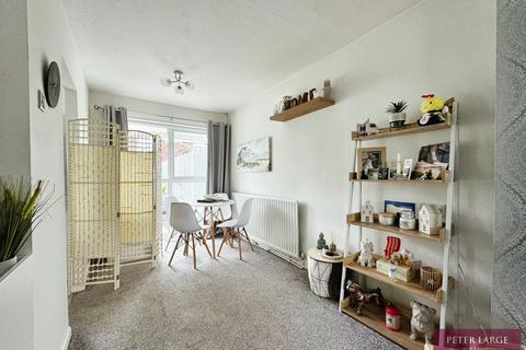 14 Clement Drive, Rhyl, LL18 4HU