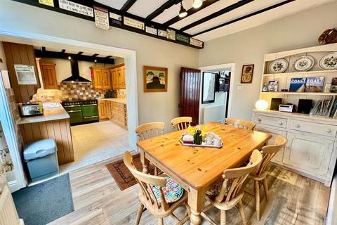 undefined, Capel Garmon, Llanrwst