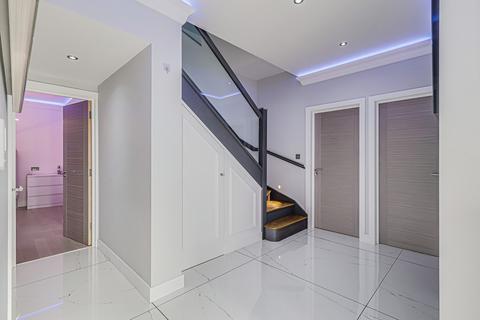 5 bedroom detached house for sale, Marcus Avenue, Southend-on-sea, SS1