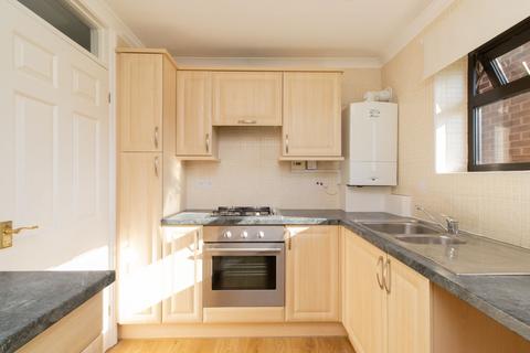 2 bedroom flat for sale, Miles Way, Birchington, CT7