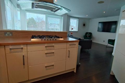 2 bedroom flat to rent, Queens Highlands, West End, Aberdeen, AB15