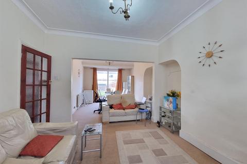 3 bedroom terraced house for sale, Brendon Road, Dagenham