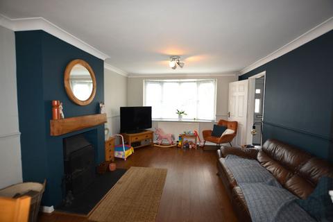 3 bedroom terraced house to rent, Station Avenue, Ranskill, Retford