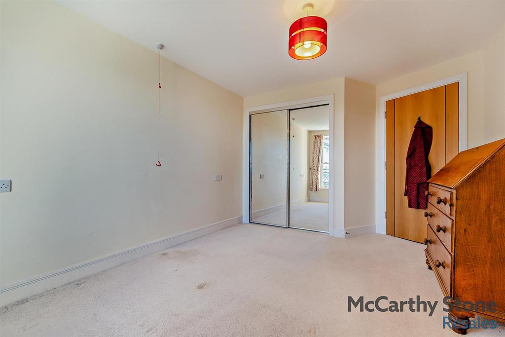 8636501-interior04-800.jpg