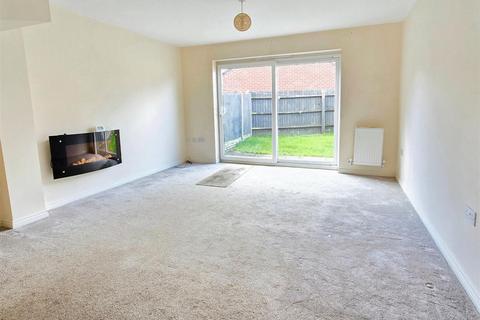 3 bedroom terraced house for sale, Foss Road, Hilton