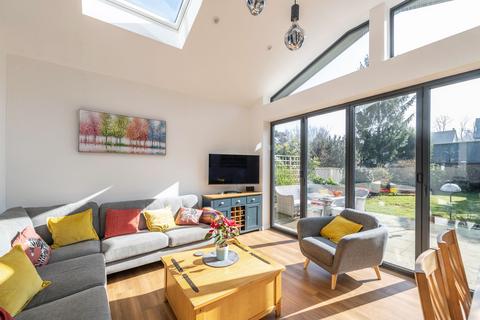 4 bedroom property for sale, Warren Road, Reigate, RH2