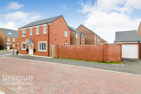 3 bedroom detached house for sale, Dennison Drive, St. Annes, Lytham St. Annes, Lancashire, FY8 2FJ