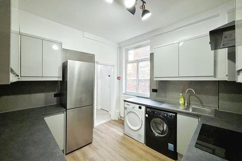 4 bedroom terraced house to rent, Great Western Street, Manchester, Greater Manchester, M14