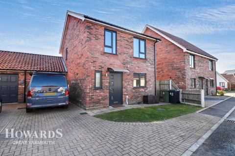 3 bedroom link detached house for sale, Bridle Close, Hemsby