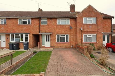 3 bedroom terraced house for sale, Winchfield Crescent, Havant