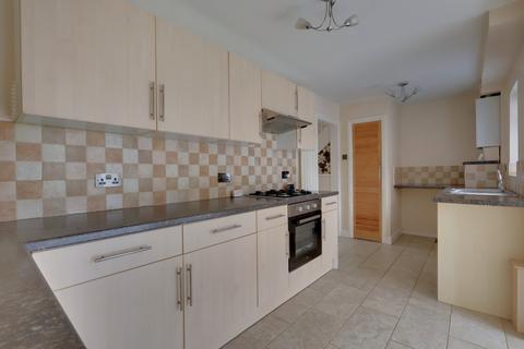 3 bedroom terraced house for sale, Winchfield Crescent, Havant