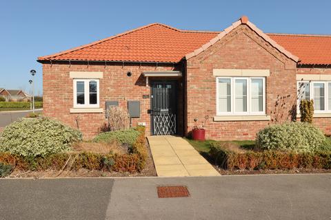 2 bedroom semi-detached bungalow for sale, Chantry Gardens, Filey YO14