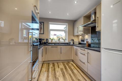 12 Barrett Road, Darlington, DL3 8LB