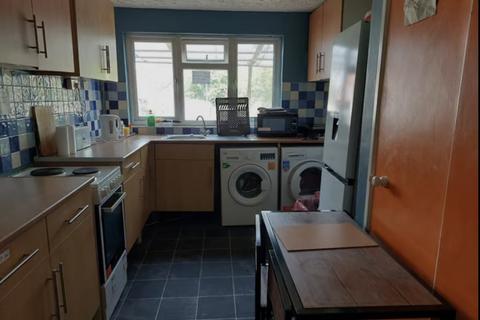 6 bedroom terraced house to rent, Long Riding, Essex, SS14