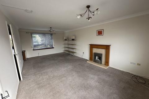 3 bedroom terraced house to rent, Mount Avenue, Symington KA1