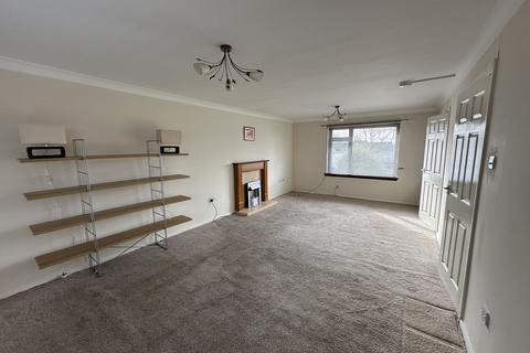 3 bedroom terraced house to rent, Mount Avenue, Symington KA1