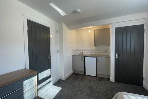 Studio to rent, Rm 6, Deaconscroft, Peterborough, PE3 7LL